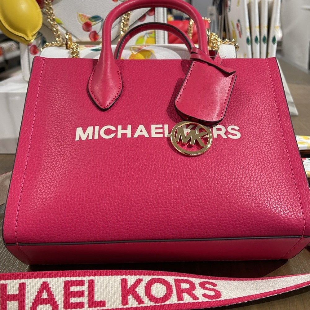 Michael Kors Mirella Small Pebbled Leather Shopper Crossbody XBODY Bag MK
NWT - Picture 6 of 16